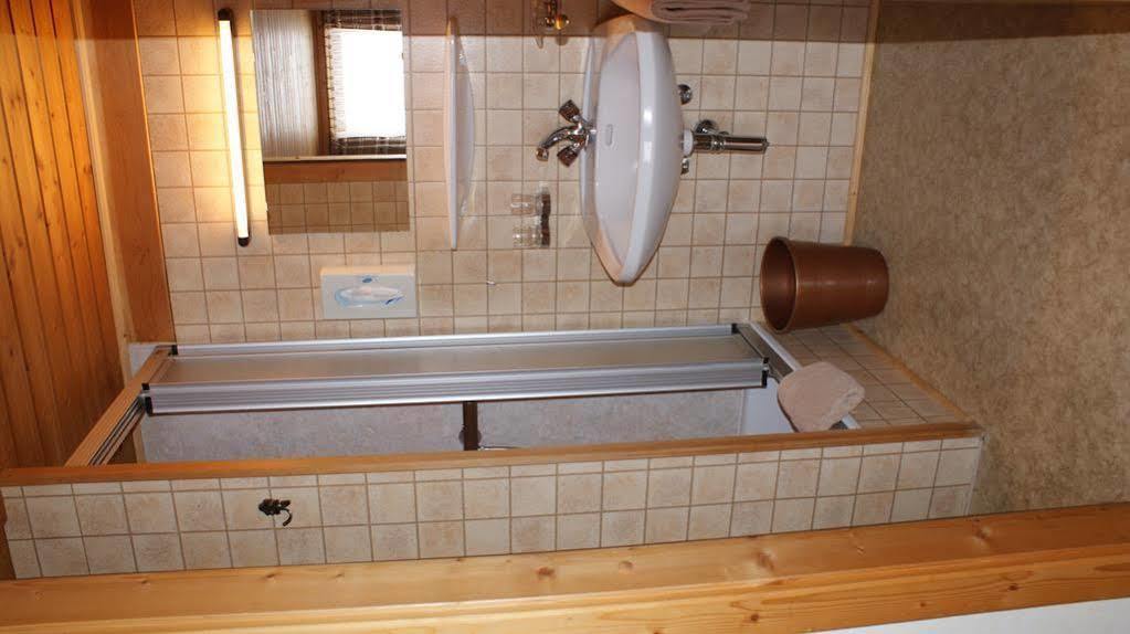 Gasthaus Oberweissen-Hittl Sankt Jakob in Defereggen Exterior foto